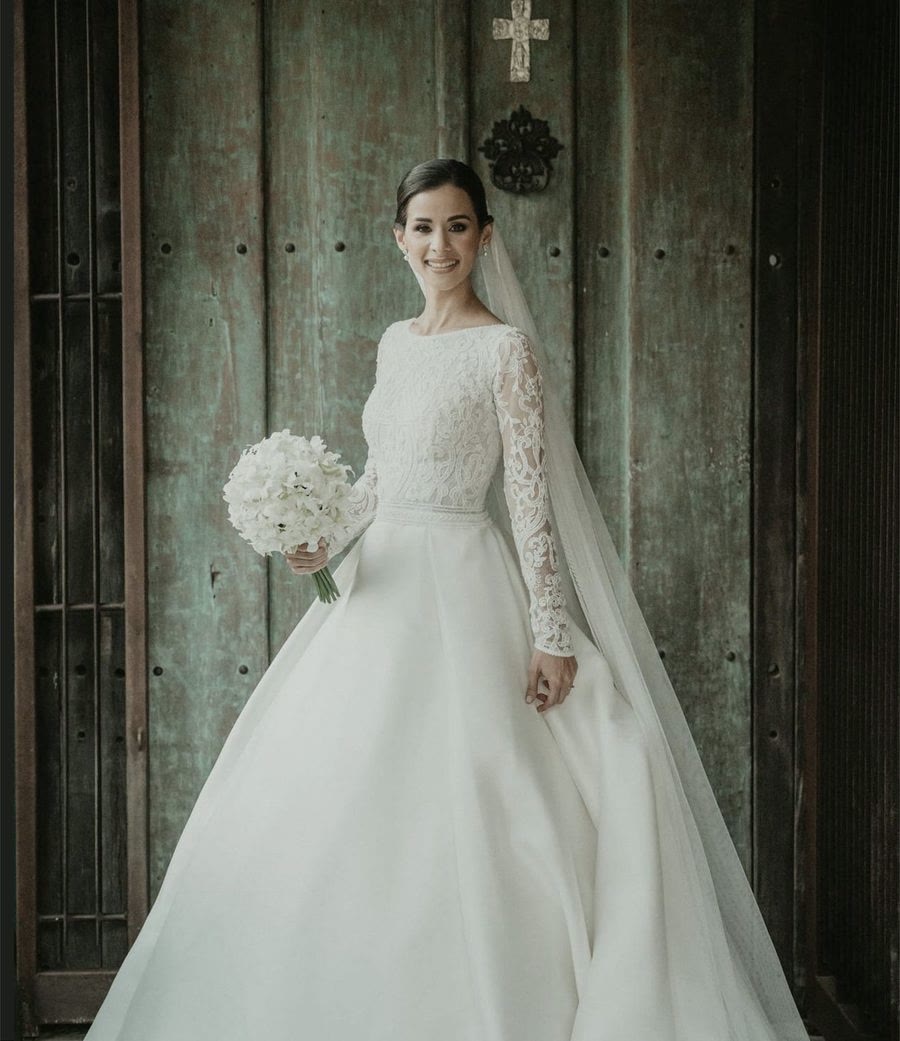 Novia real Rosewood